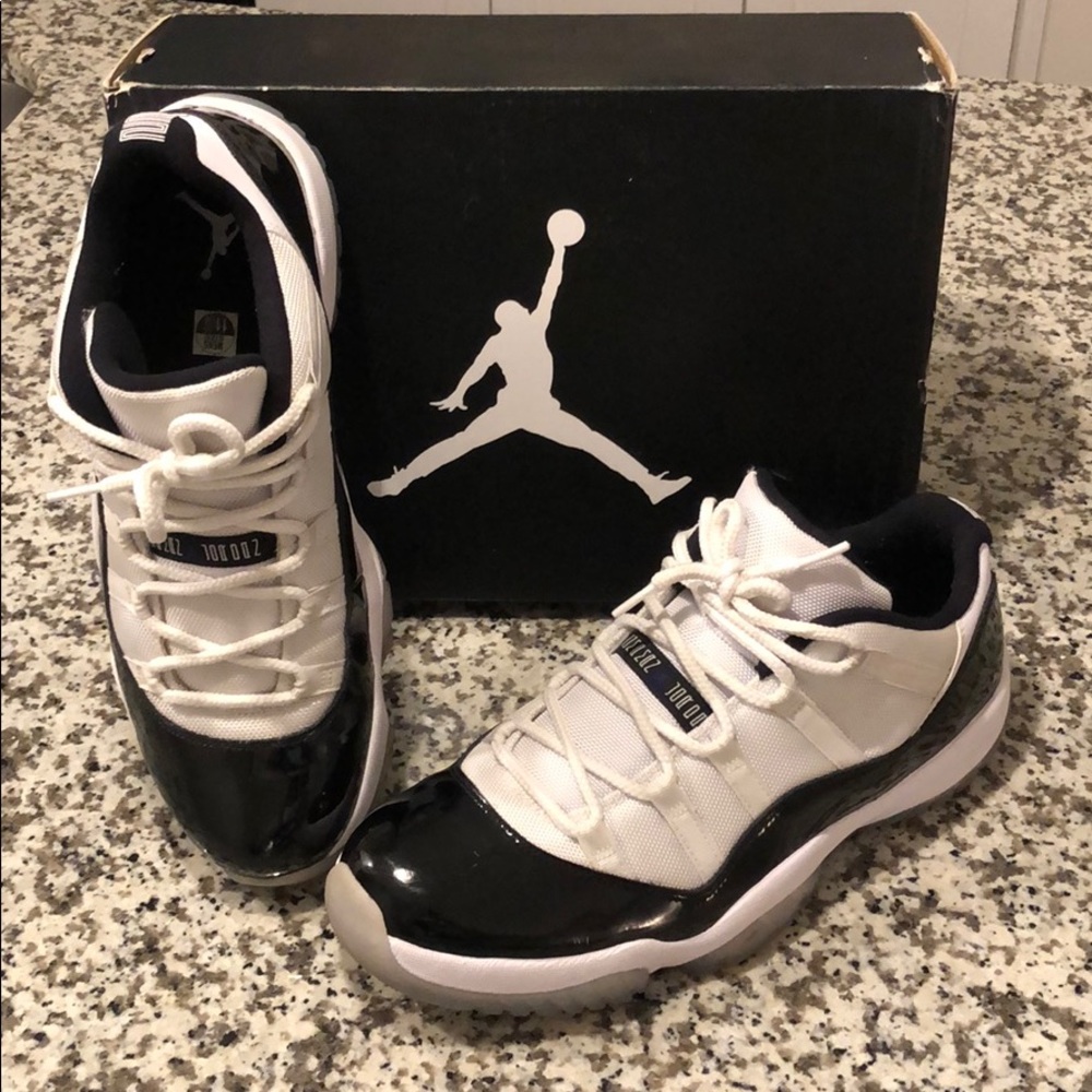 Jordan 11 Low Concord (2014)